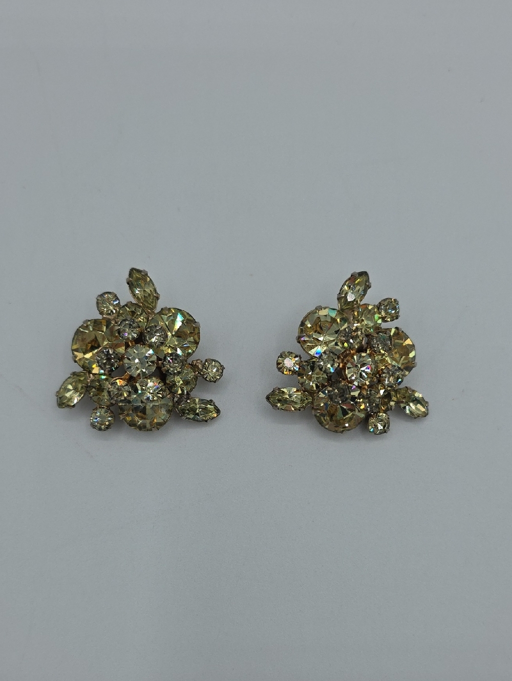 Vintage Julianna D&E Crystal Cluster Clip Earrings - Gold Tone